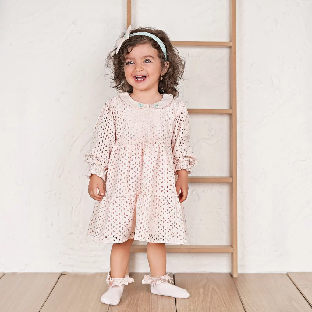 پیراهن نوزادی نازپری