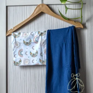 مقنعه سرمه‌ای با هد طرحدار